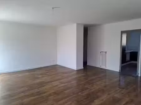 vente appartement 3 pièces 81 m² foix (09000)