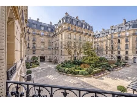 paris  île-de-france  france with id 2886649903