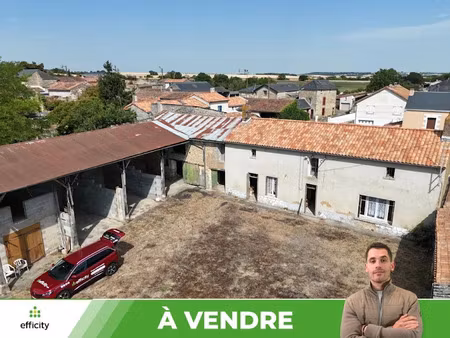 vente ferme 7 pièces 184 m² à marnes (79600)  126 000 €