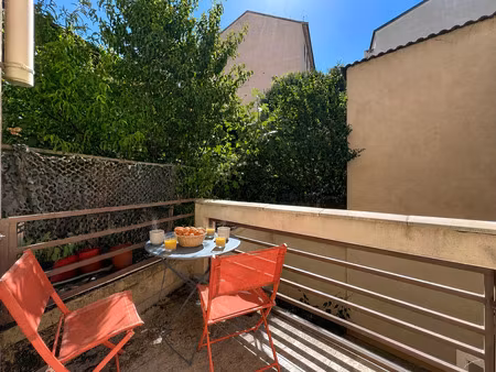 lyon 3 – maison de ville 151 m² – cour  2 terrasses & garage