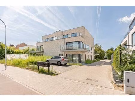 appartement te huur in onze-lieve-vrouw-waver met 2 slaapkamers