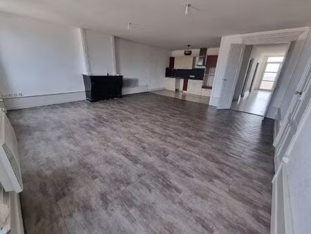 location appartement 4 pièces 130m² pont de vaux 01190