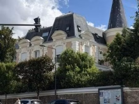 maison de 10 pièces de luxe en vente à issy-les-moulineaux  île-de-france