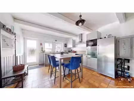 vente maison 4 pièces 125.2 m² à moncey (25870)  185 000 €