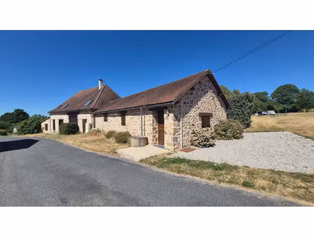 ancienne grange de caractère rénovée avec gîte indépendant