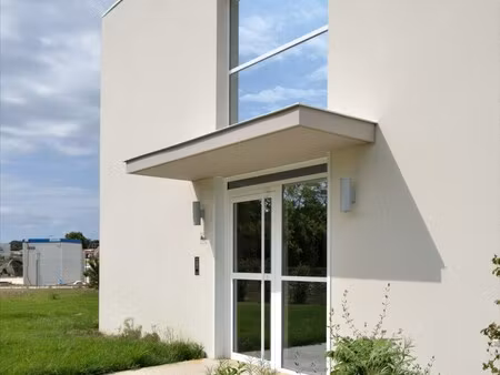 location appartement 3 pièces 61m²