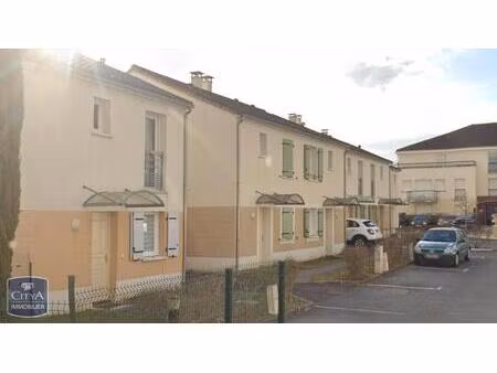 location maison 4 pièces 75m² st benoit 86280