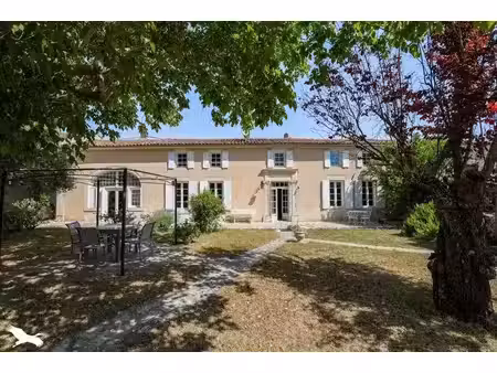vente maison 6 pièces 202 m² salles-d’angles (16130)