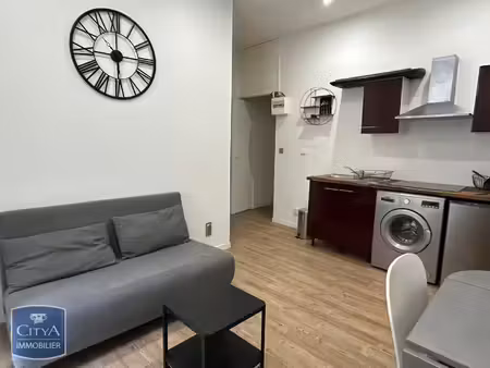 location appartement 1 pièce 24m² marseille 1er
