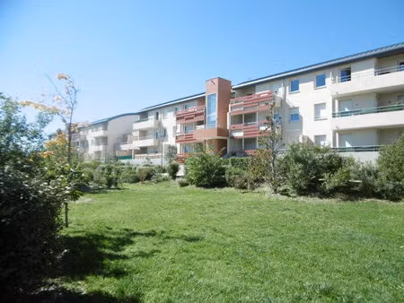 location appartement 2 pièces 42m² sorgues 84700
