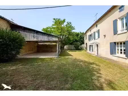 vente maison 4 pièces 168 m² rouillac (16170)