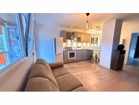 location appartement 2 pièces 45m² la trinite 06340