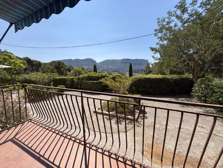 location appartement 3 pièces 56m² cassis 13260