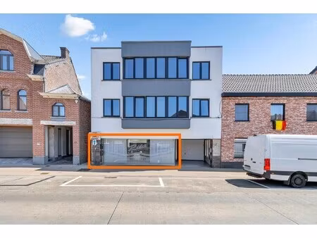 commercieel te koop in denderhoutem