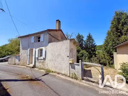 maison de campagne à saulgé (86500)