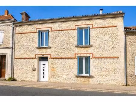 vente maison 4 pièces 103 m² saint-porchaire (17250)