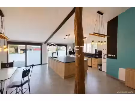 vente maison 5 pièces 193 m² antezant-la-chapelle (17400)