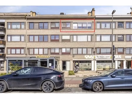 appartement te koop in merksem met 2 slaapkamers