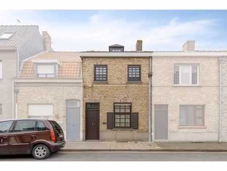 huis te koop in veurne met 2 slaapkamers