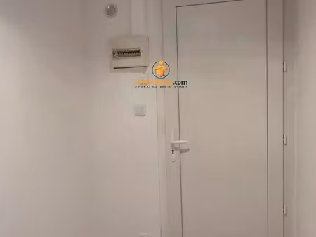 vente bureau 2 pièces 54 m2 à lourdes
