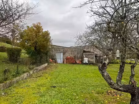 vente terrain 958 m² mirambeau (17150)