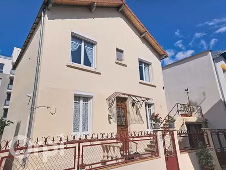 vente maison 3 pièces 105 m² à clermont-ferrand (63000)  245 500 €