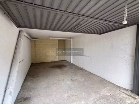 location garage à fréjus