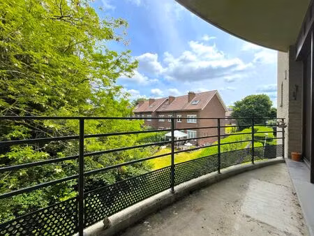 appartement à vendre à clos de la pastourelle 15 evere (rbw47327)
