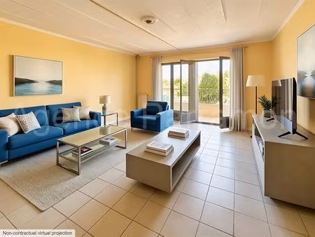 sanary-sur-mer – appartement t3 proche du port avec ascenceur