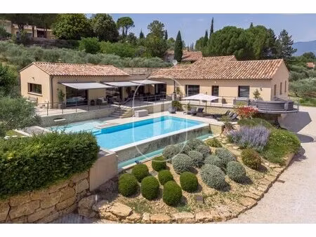 magnifique villa avec vue et belles prestations à vendre proche de l'isle sur la sorgue