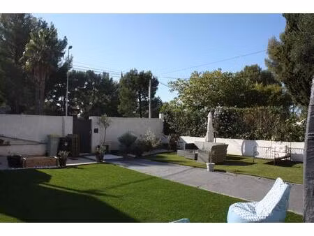 a deux pas de la mer  maison 3/4 pièces  13600 la ciotat