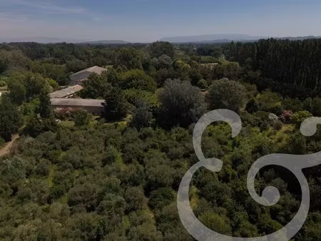 superbe mas de 360 m² avec piscine à mollégès
