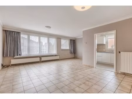 appartement te koop in merksem met 2 slaapkamers