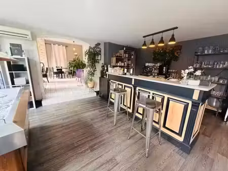 vente immeuble la roche-chalais (24490)