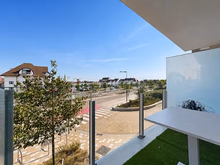 appartement te koop in knokke-heist met 1 slaapkamer