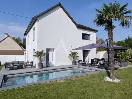 vente maison 6 pièces  179.00m²  villeneuve