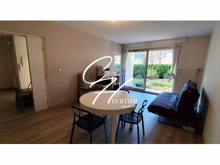 vente local commercial 3 pièces 55m2 meylan 38240 - 169000 € - surface privée