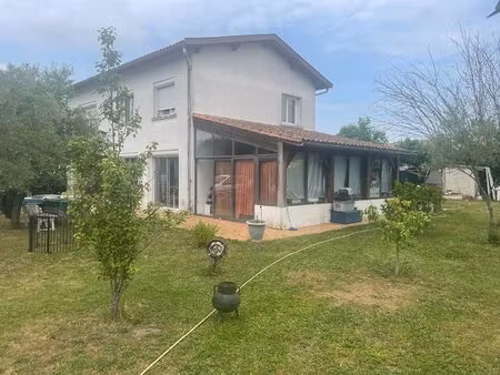 maison 7 pièces 150 m2 saint loubès