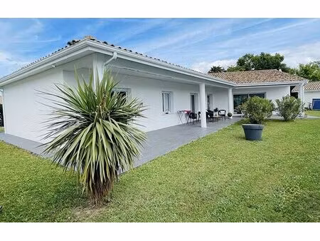 maison familiale 4 chambres sur ambares et lagrave