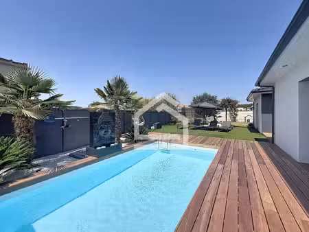 soussans à la limite de margaux-cantenac - maison contemporaine de 160m2  5 chambres ...