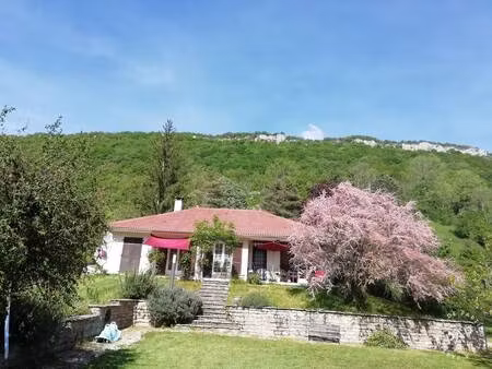 nevy-sur-seille (39210)