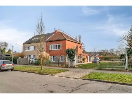 huis te koop in gentbrugge met 2 slaapkamers