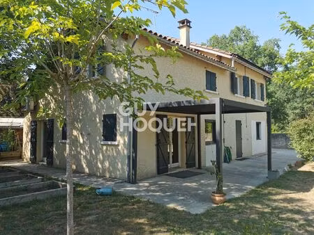 grande villa avec 6 chambres au calme à st romain de jalionas