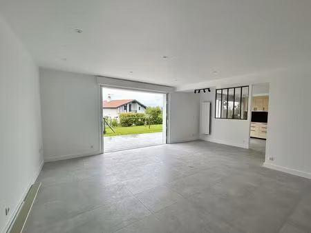 location appartement 6 pièces  123.02m²  bidart