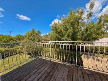 vente appartement t1 à hyères (83400) : à vendre t1 / 21m² hyères