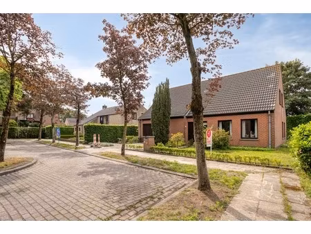 huis te koop in assebroek met 5 slaapkamers