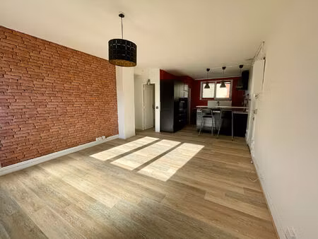 location appartement 3 pièces  58.17m²  bures