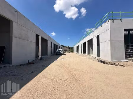 surface industrielle à vendre à sarosstraat 16 berlare (rbw47489)