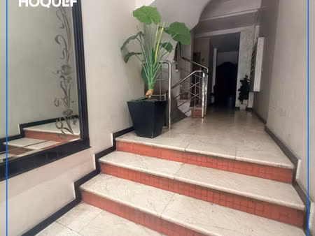 appartement jamais habité à 100m du tram . quartier des hopitaix
