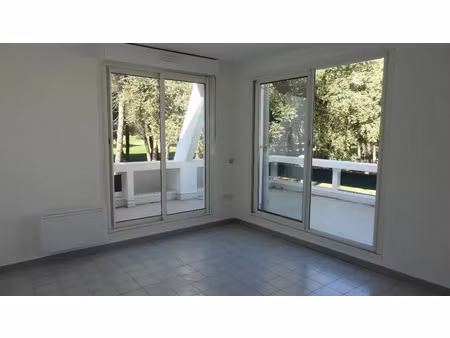 location appartement 2 pièces 34 m² à la grande-motte (34280)